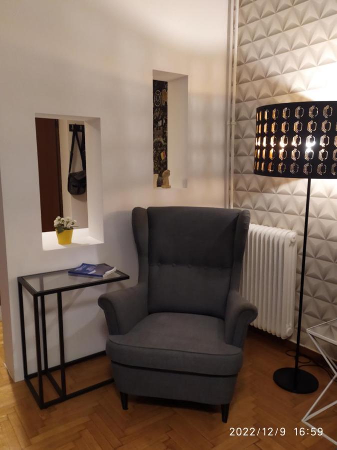 Plaka'S Flat-Near Syntagma Metro Station Daire Atina Dış mekan fotoğraf
